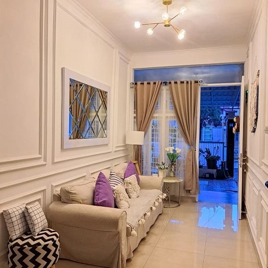 wall moulding ruang tamu
