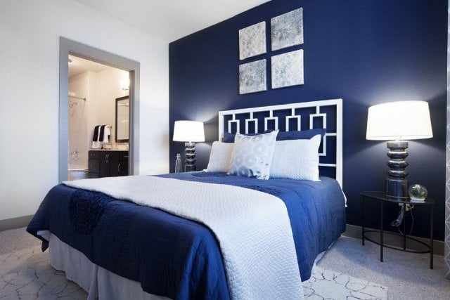 warna cat tembok dekorasi kamar warna biru putih