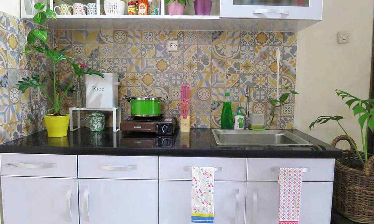 motif keramik dapur sempit tegel