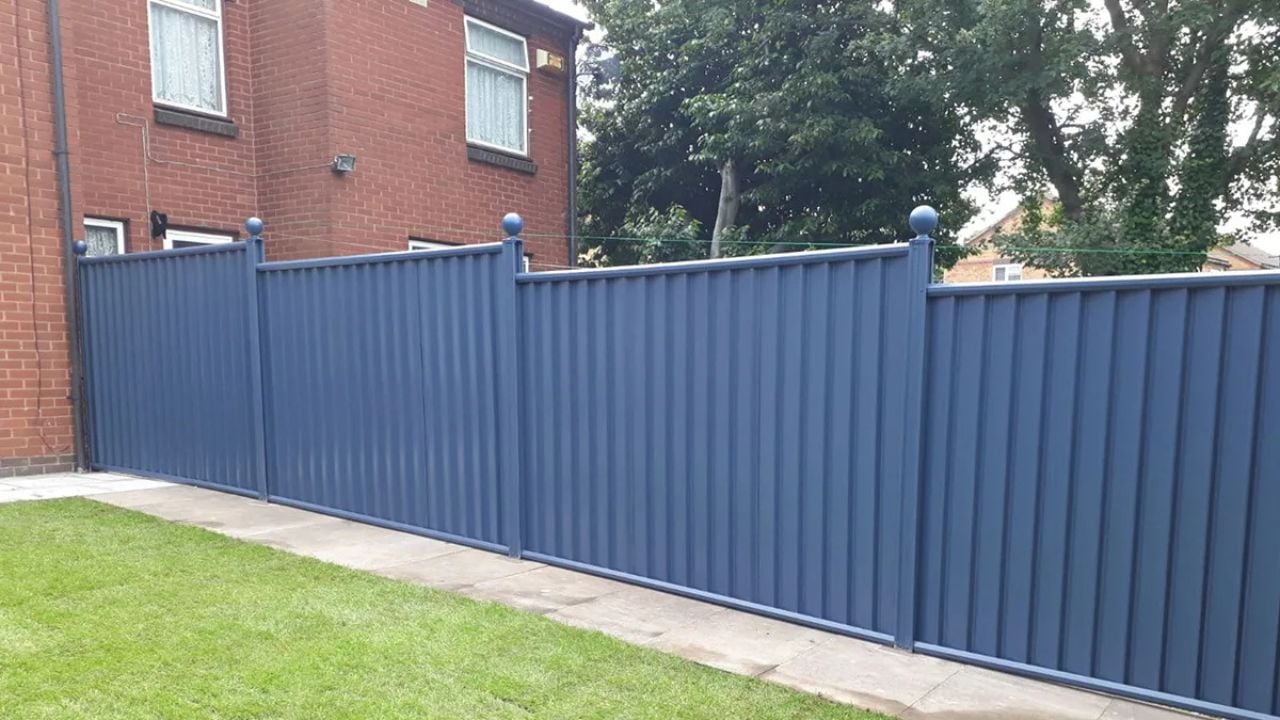 warna pagar rumah menurut feng shui biru