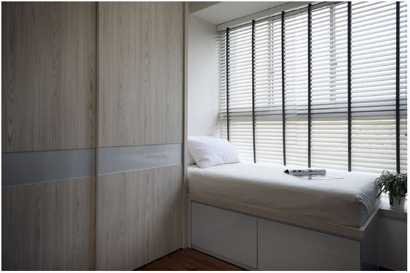 Even the other bedroom in all its simplicity is bathed in sunlight