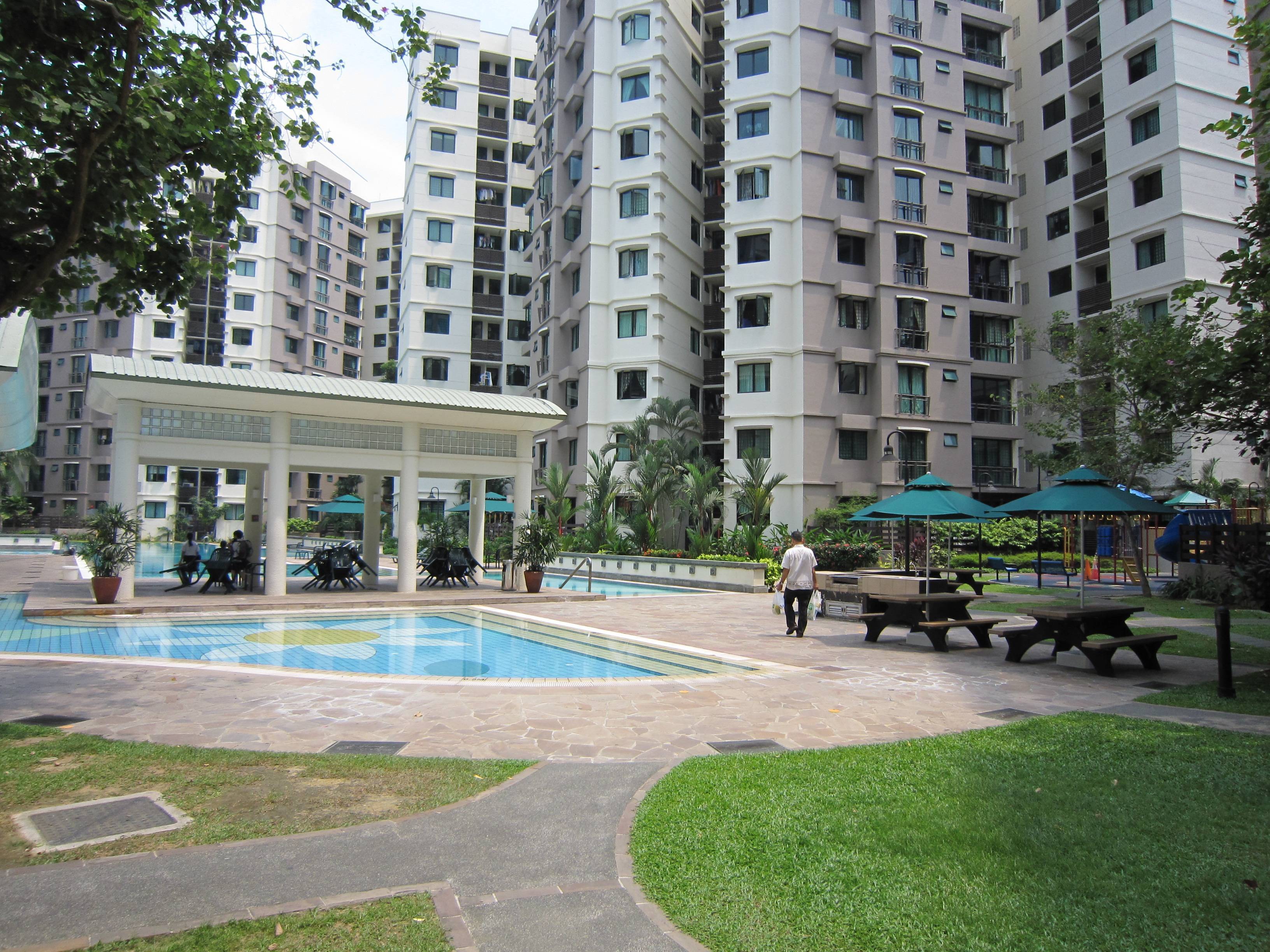 Completed in 1999, Simei Green is a privatised condo that still manages to attract high rental yields