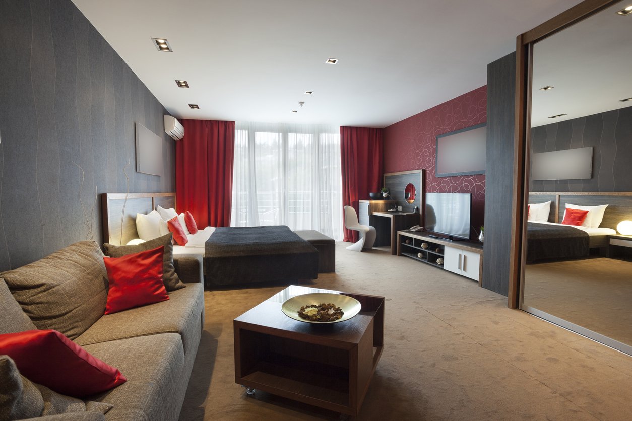 master bedroom orientation