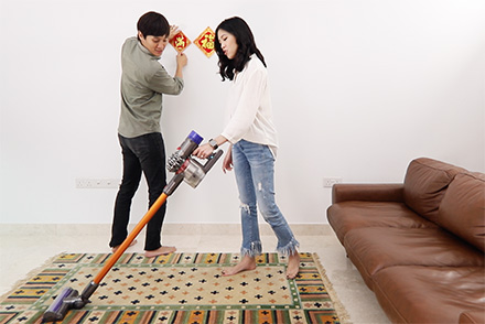 Dyson V8 Absolute + CNY