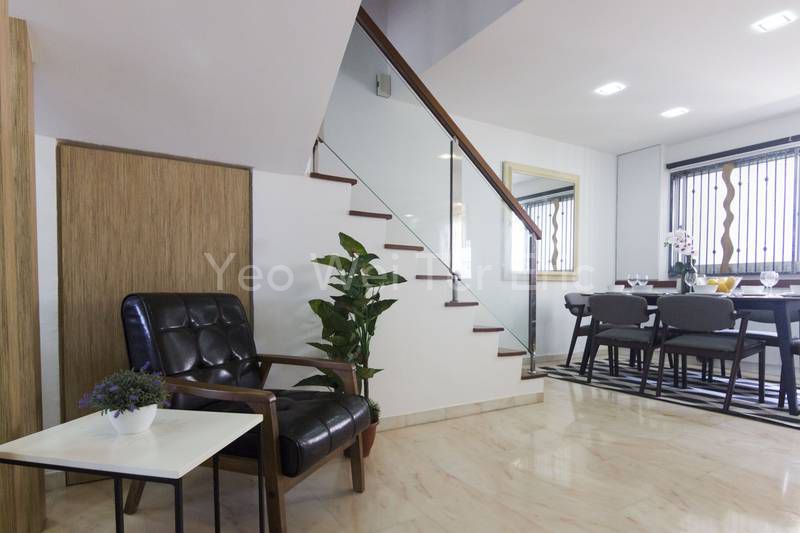 Executive maisonette Kim Keat dining