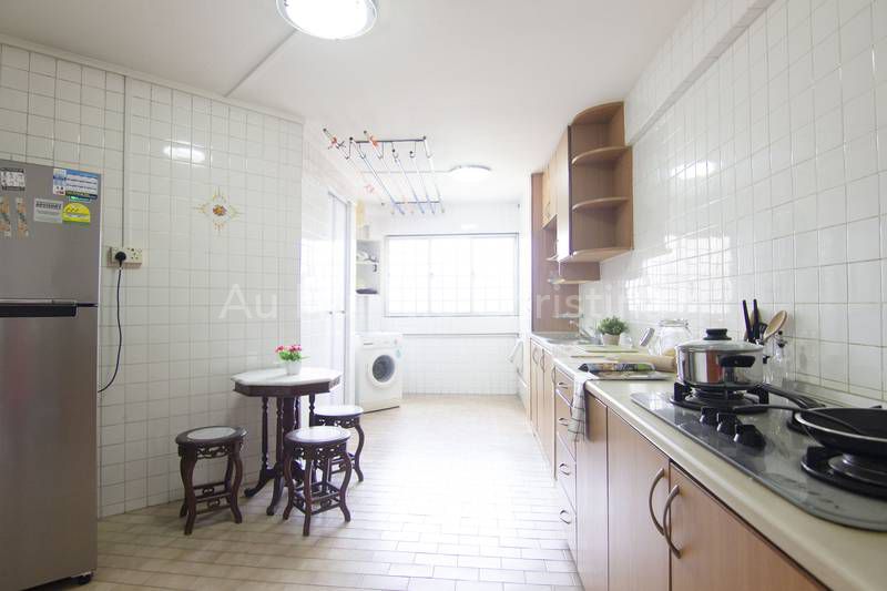 AHTC HDB for sale Serangoon kitchen