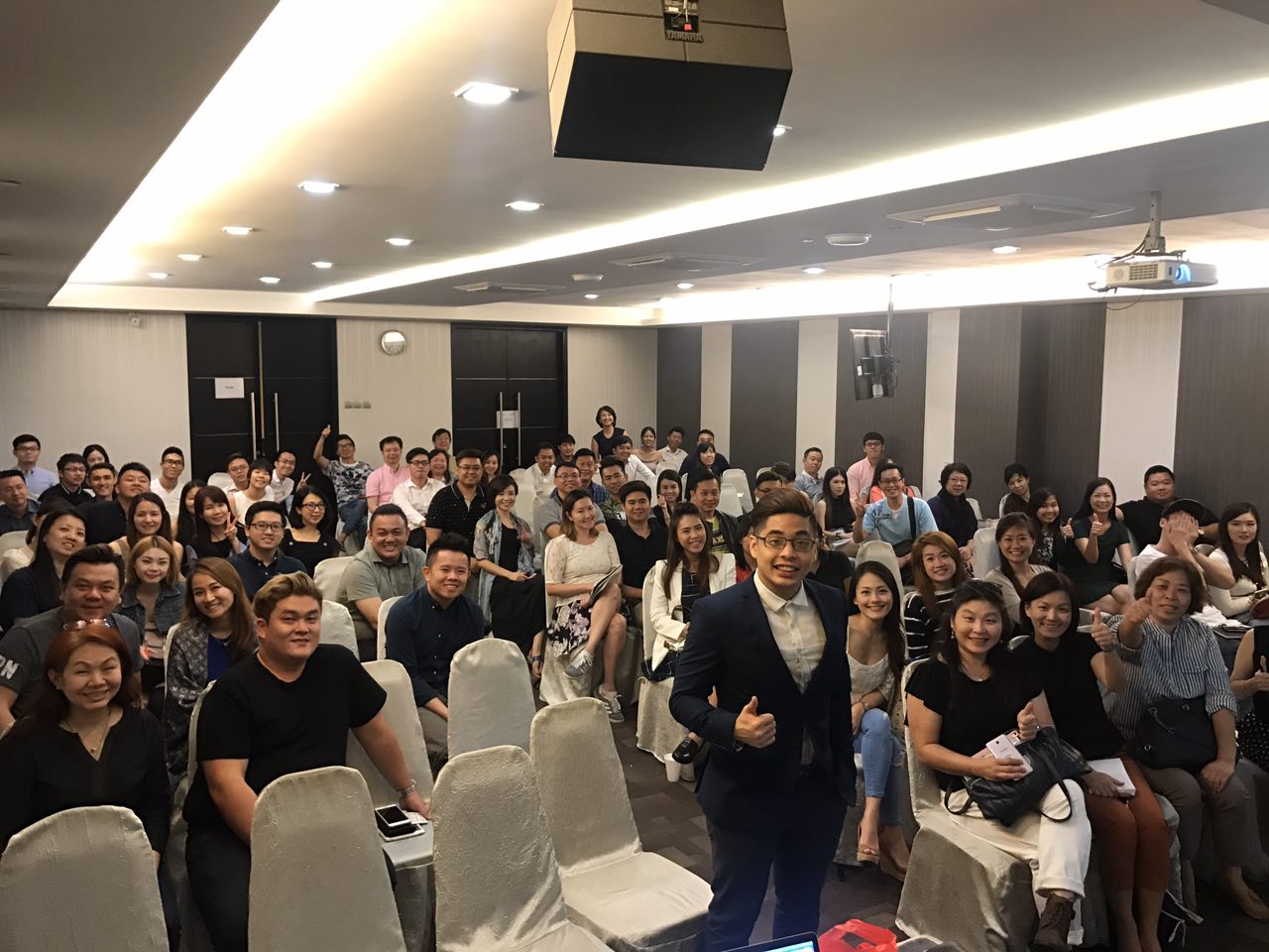 Property-Agent-Matt-Lam-conducting-training-at-PropNex