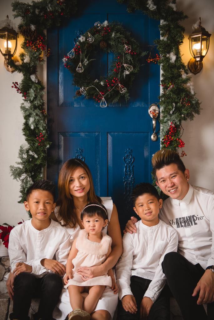 Property Agent Kelvin Thong with Family