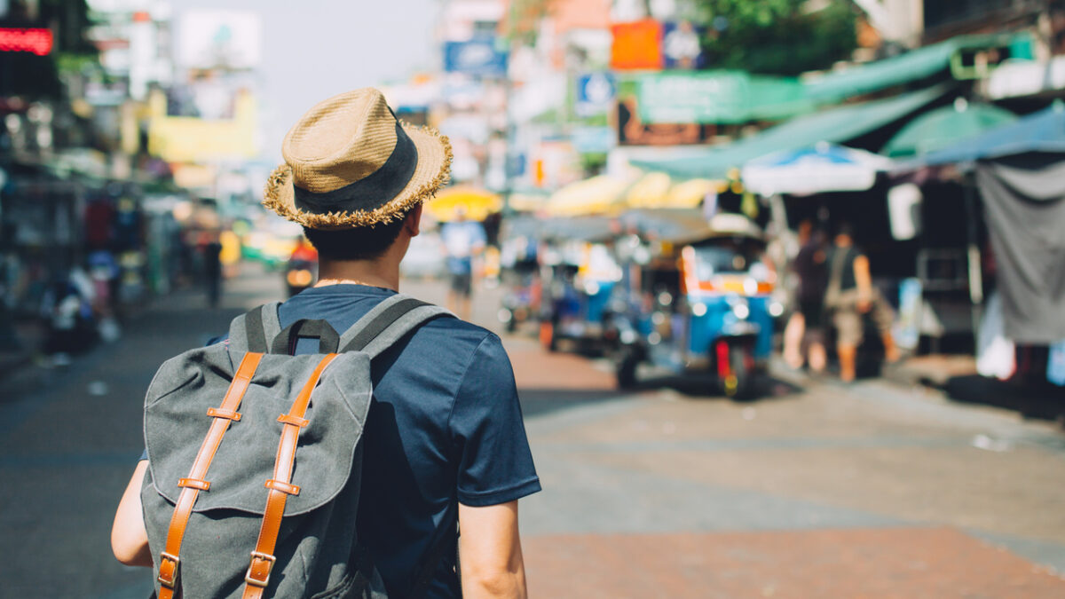 solo asian traveller