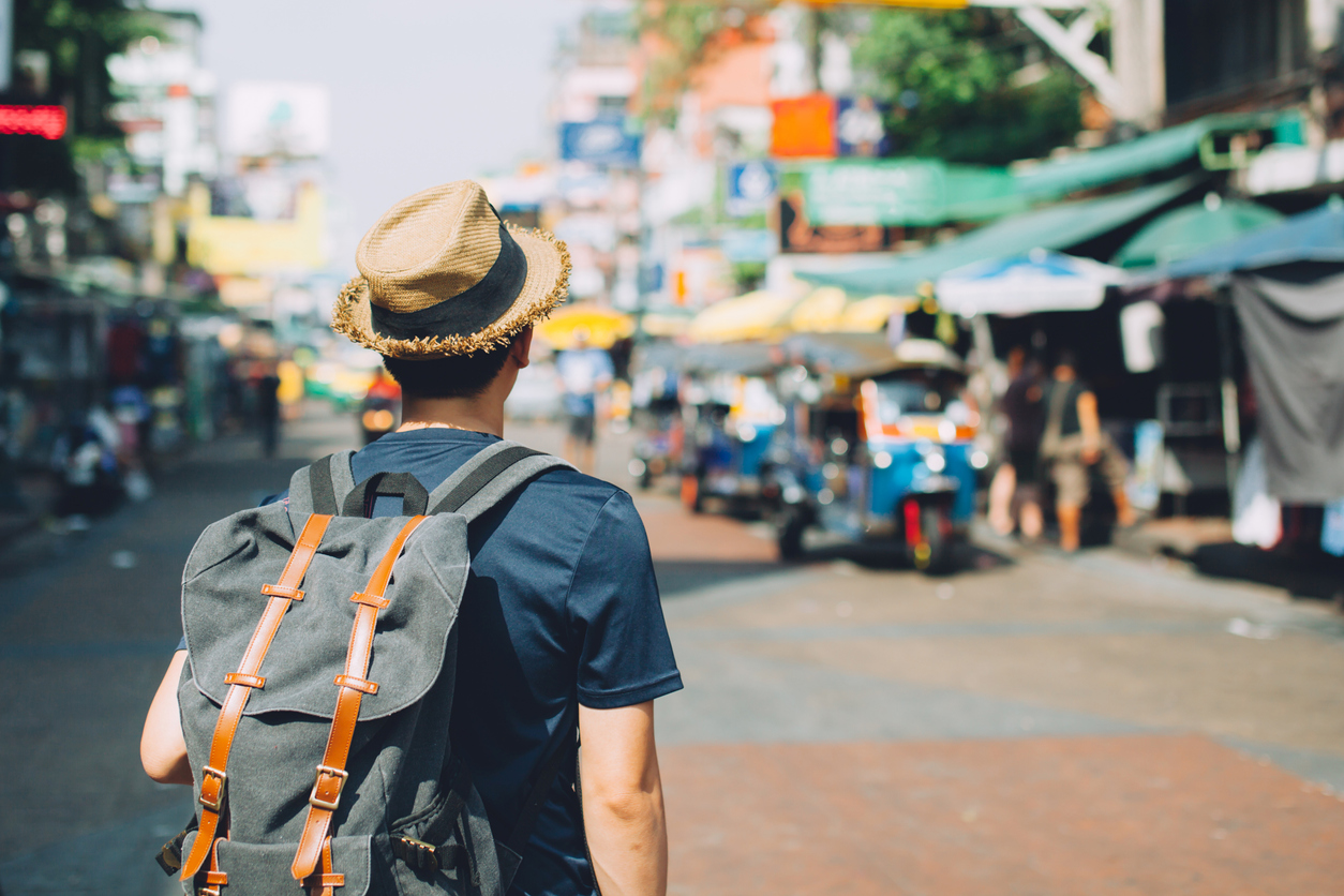  solo asian traveller