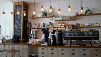 setting-up-cafe