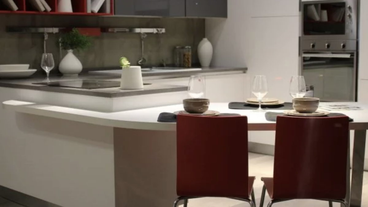 How to Maximise the Space in a Small Kitchen 99.co