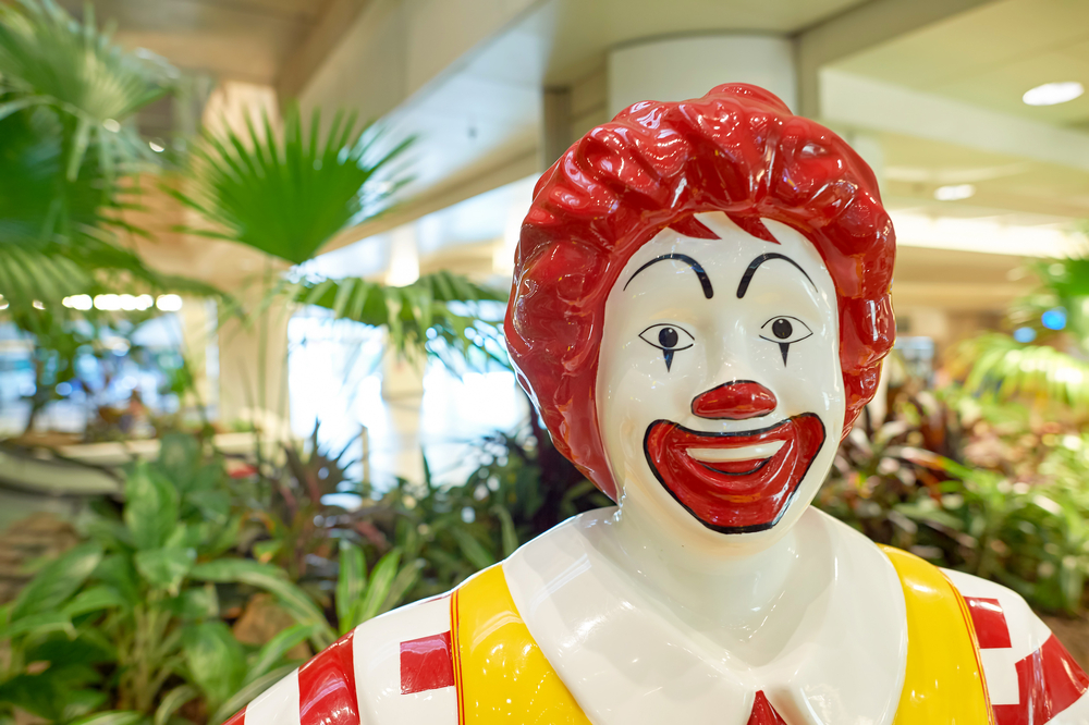 Ronald McDonalds up close