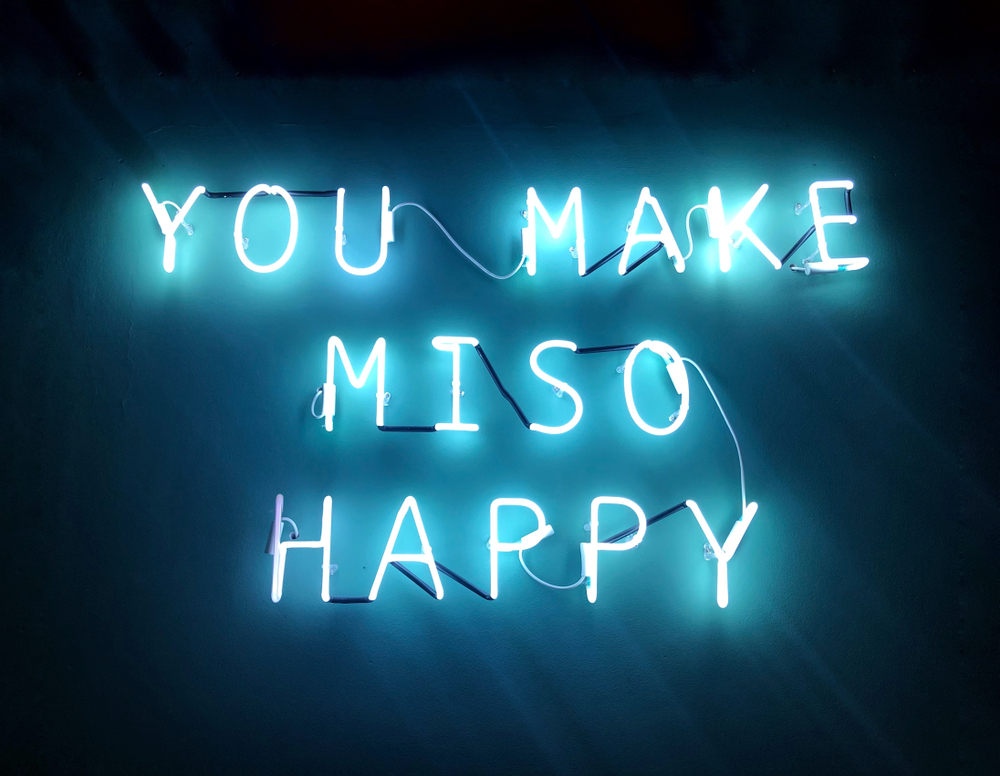 neon-sign-retail-store