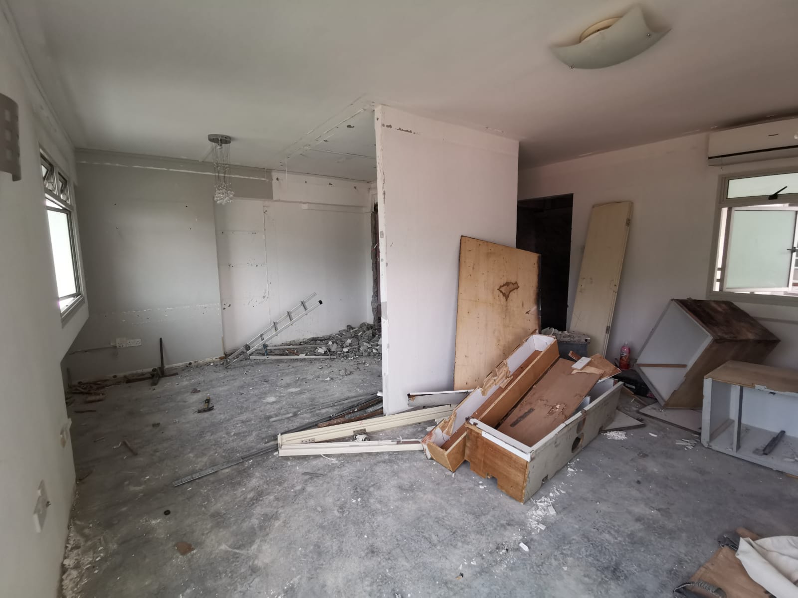 renovation circuit breaker stop work hdb flat
