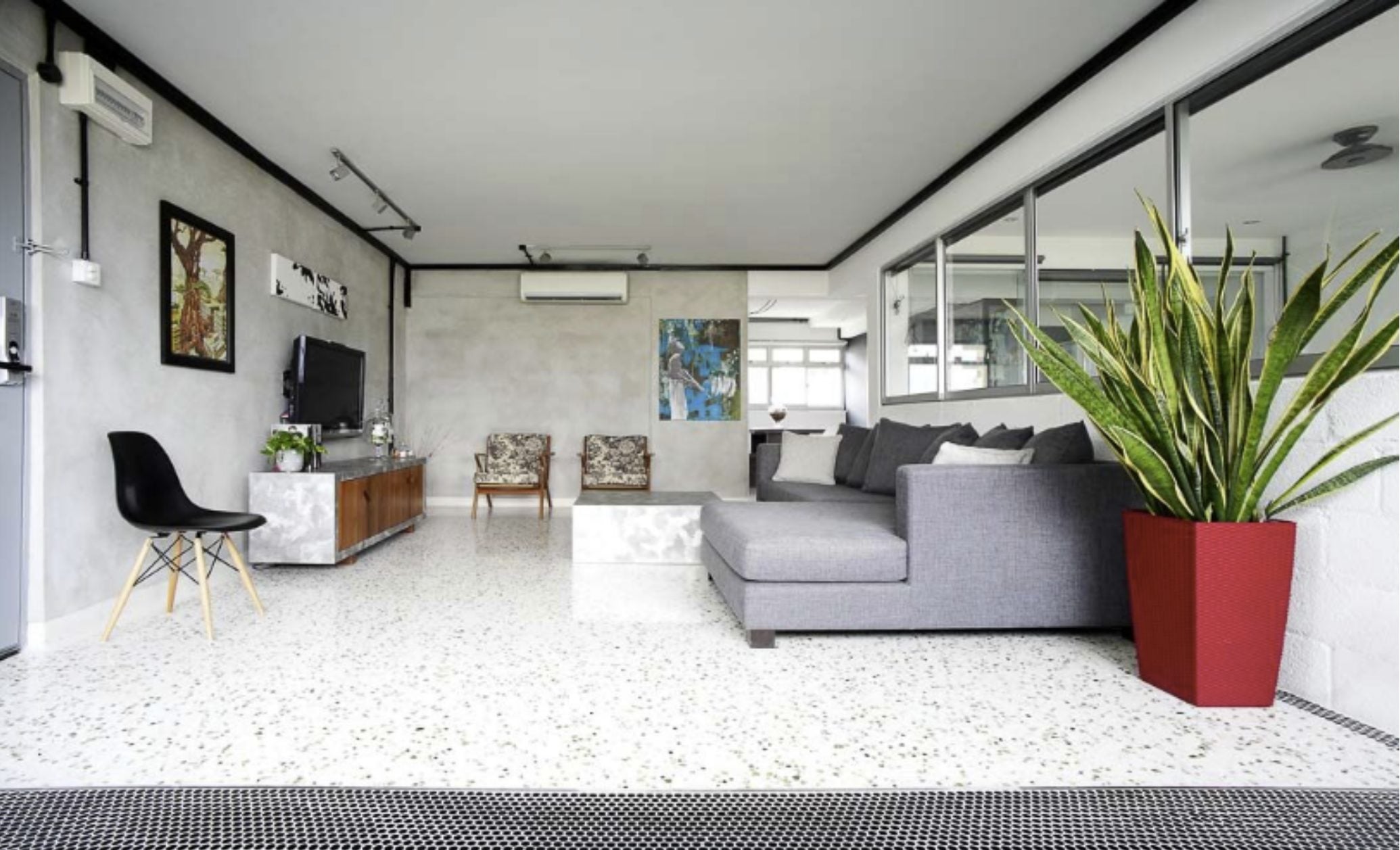 red vase accent colour interior design tips