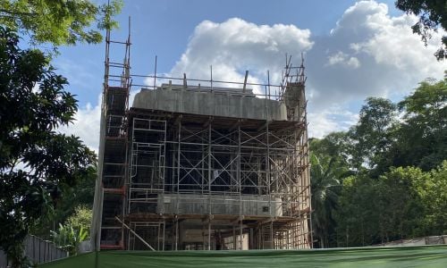 Cluny Hill house under construction