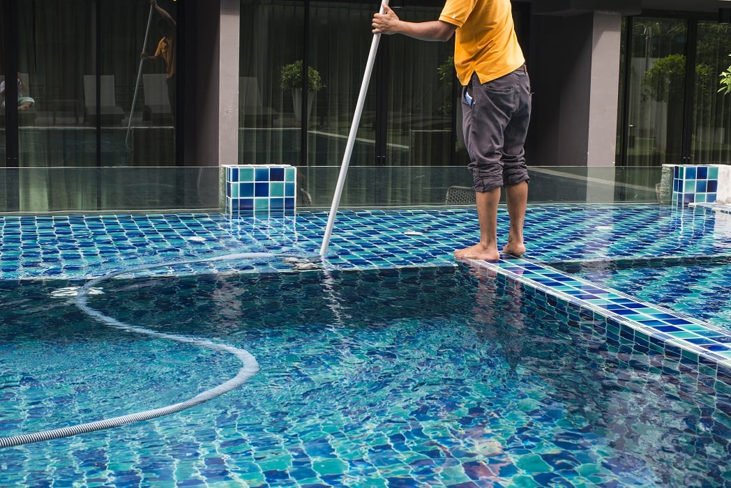 condo pool cleaner