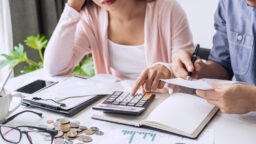 Couple stressed over cash over valuation
