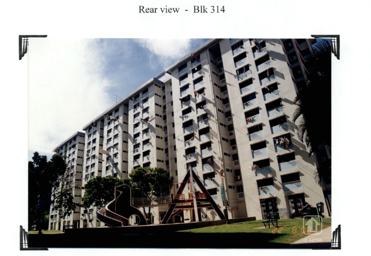 Old Blk 314 Clementi Avenue 4