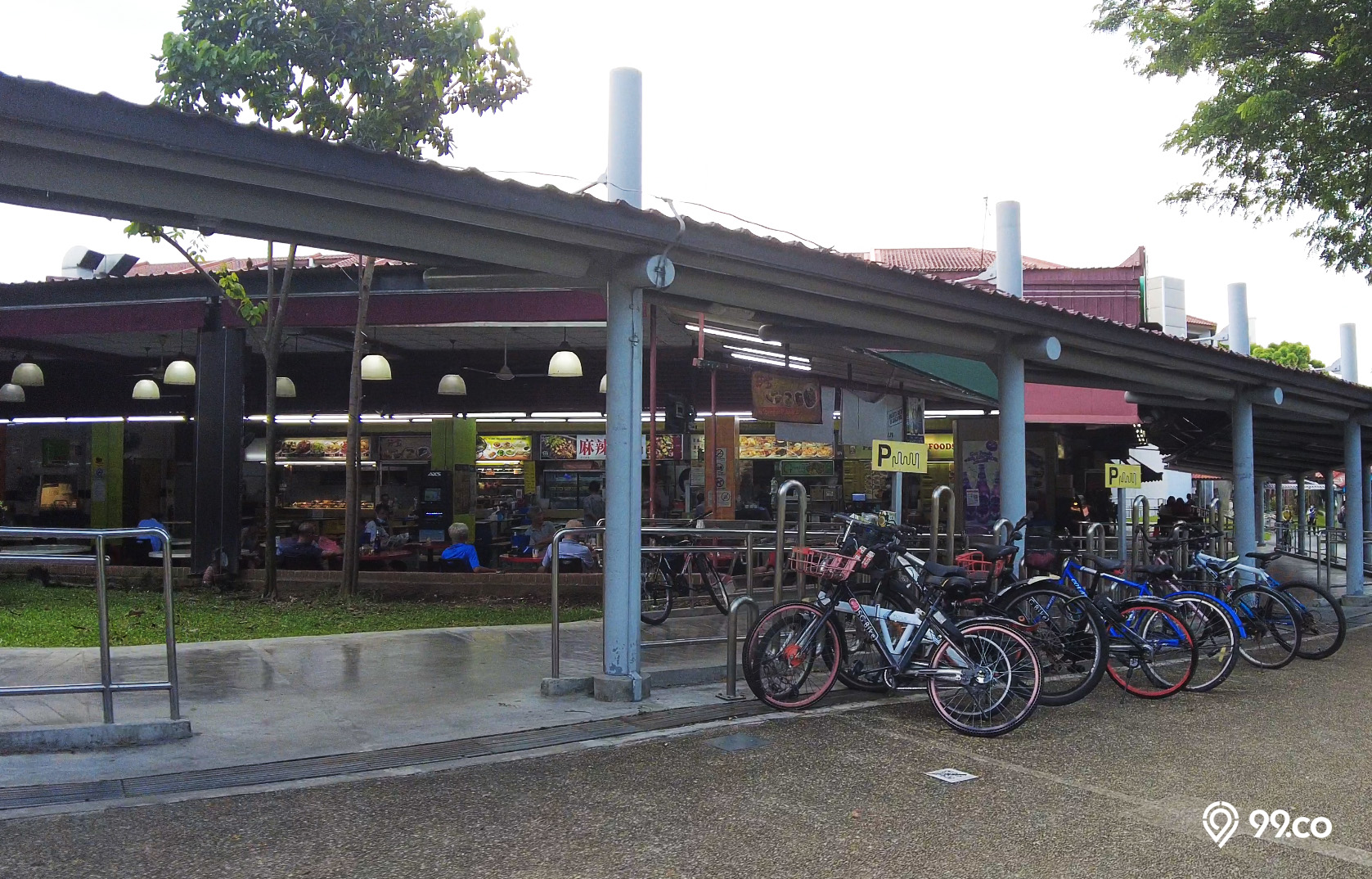 S11 Food Centre at Hougang Avenue 3