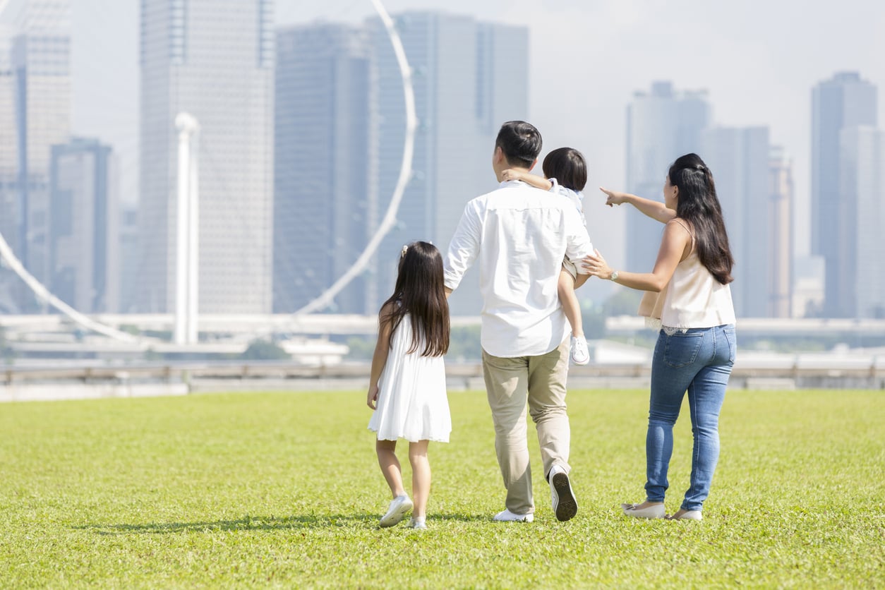 Singapore-PR-family-buying-home