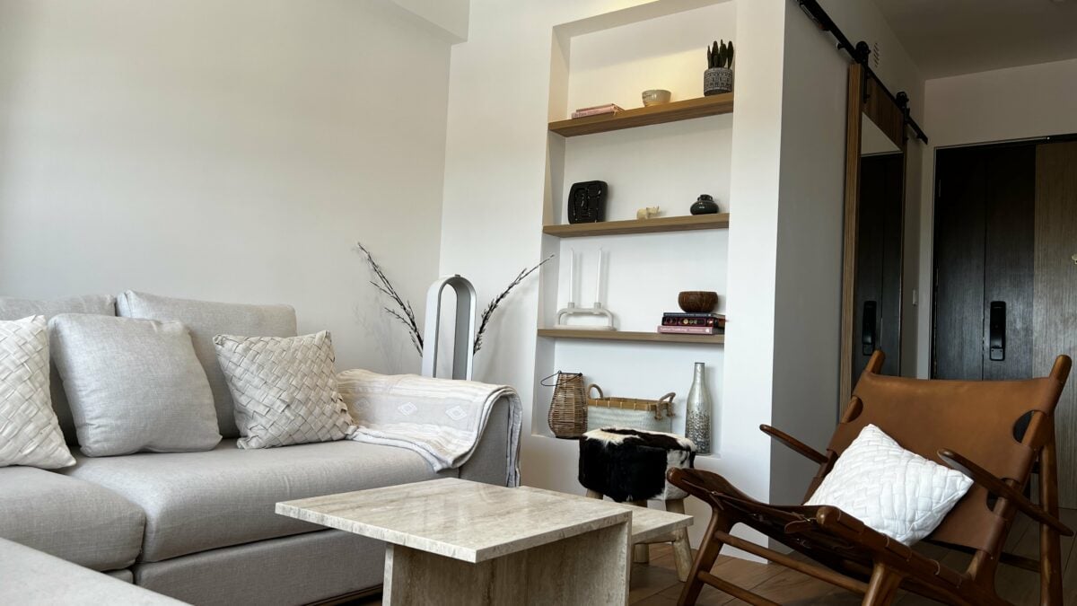 Kel and Nat's living room