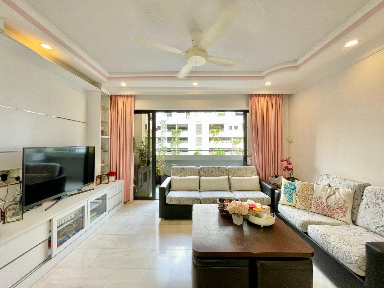 Dakota Crescent million dollar HDB maisonette