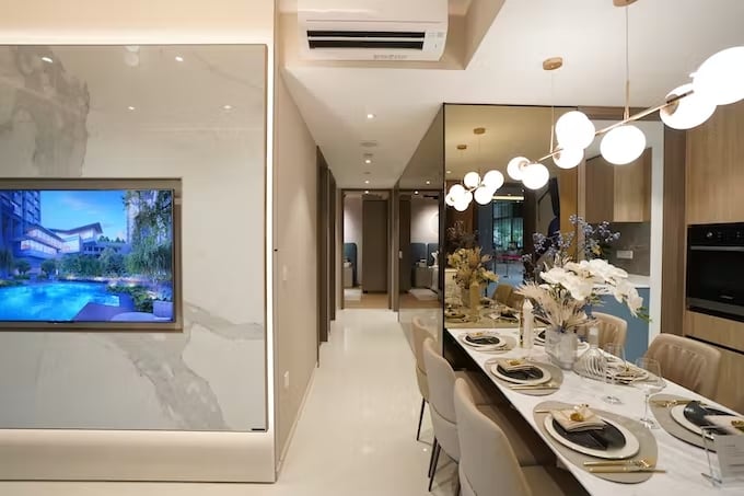 Copen Grand dining area showflat