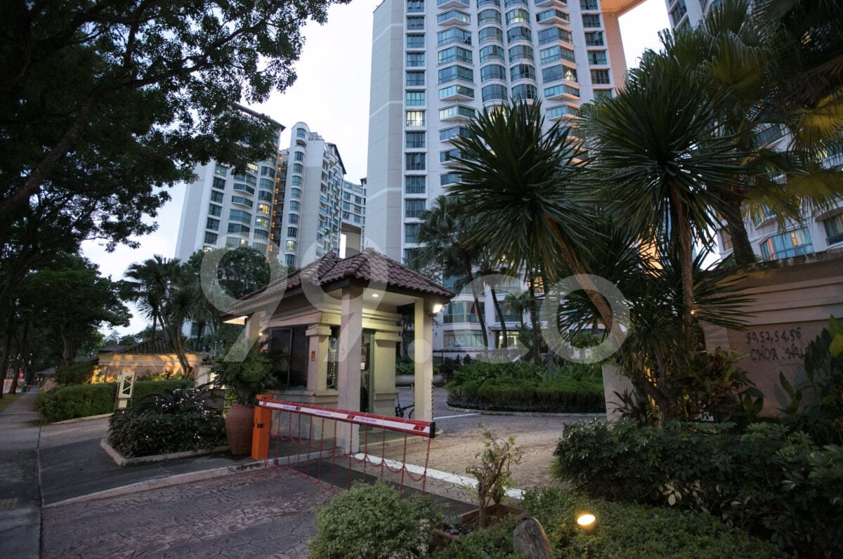 Entrance of Yew Mei Green