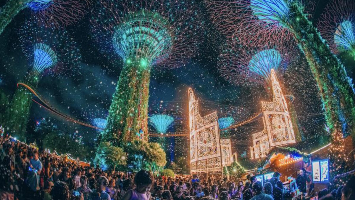 Gardens by the Bay celebrates 100 millionth visitors with festivities