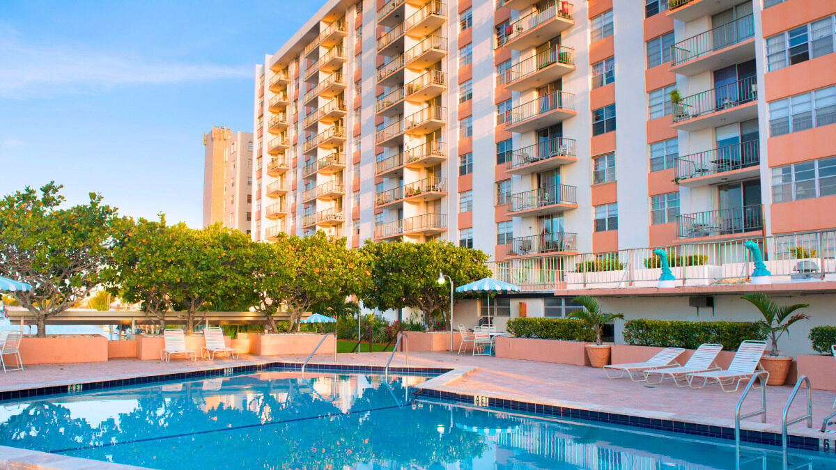 condo maintenance fees Singapore 2024
