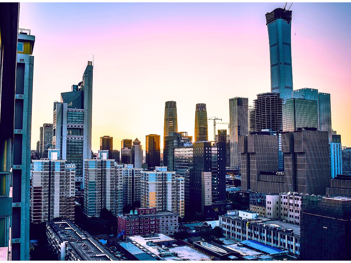 Will HDB rental fees decrease in 2024?
