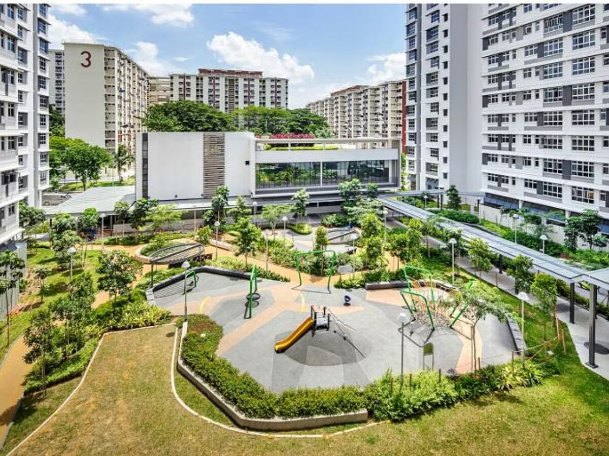 4-room recently mop-ed hdb in St.Georges Towers sells for S$1.02 million