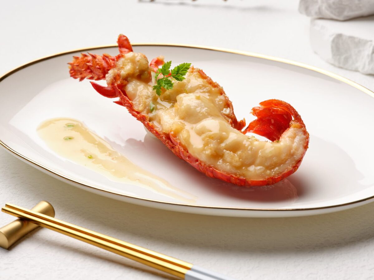 Mother’s Day Singapore 2024 - Jiang-Nan Chun braised spiny lobster