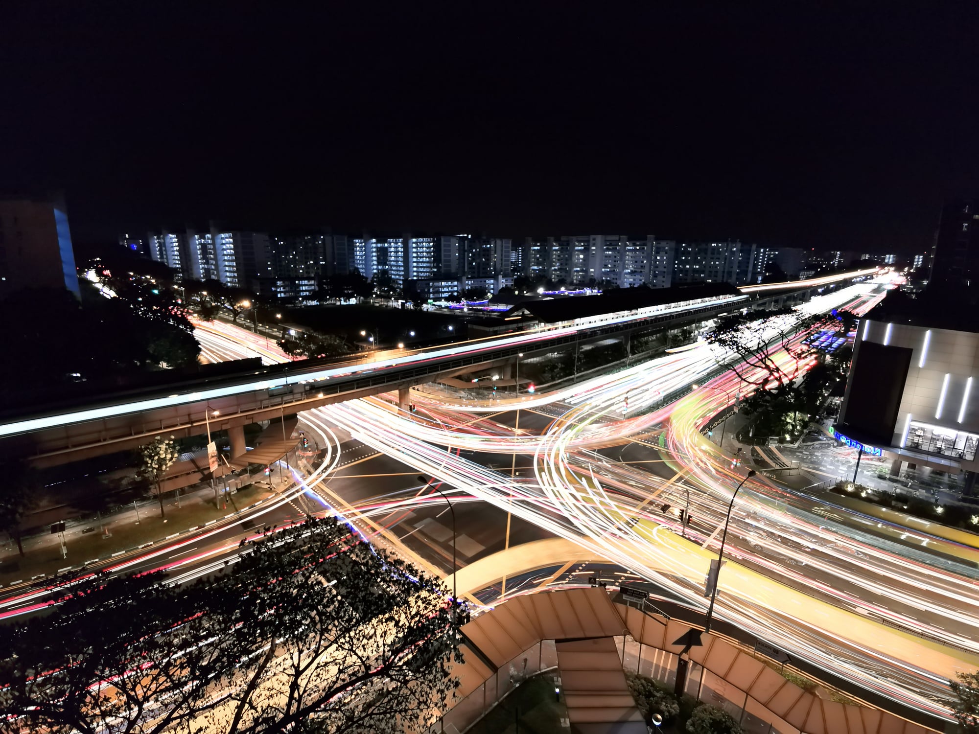 Yishun-city-life-at-night