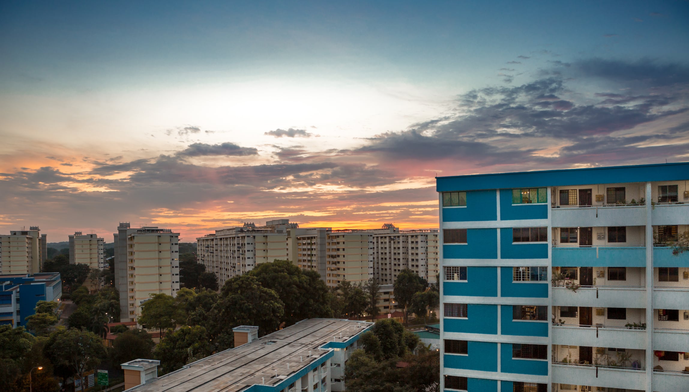 Yishun-estate-HDB-Singapore-sunset