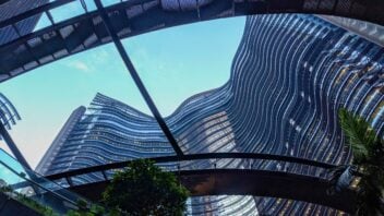 Marina One Residences unit sold at a S$1.154 million loss in September 2025.