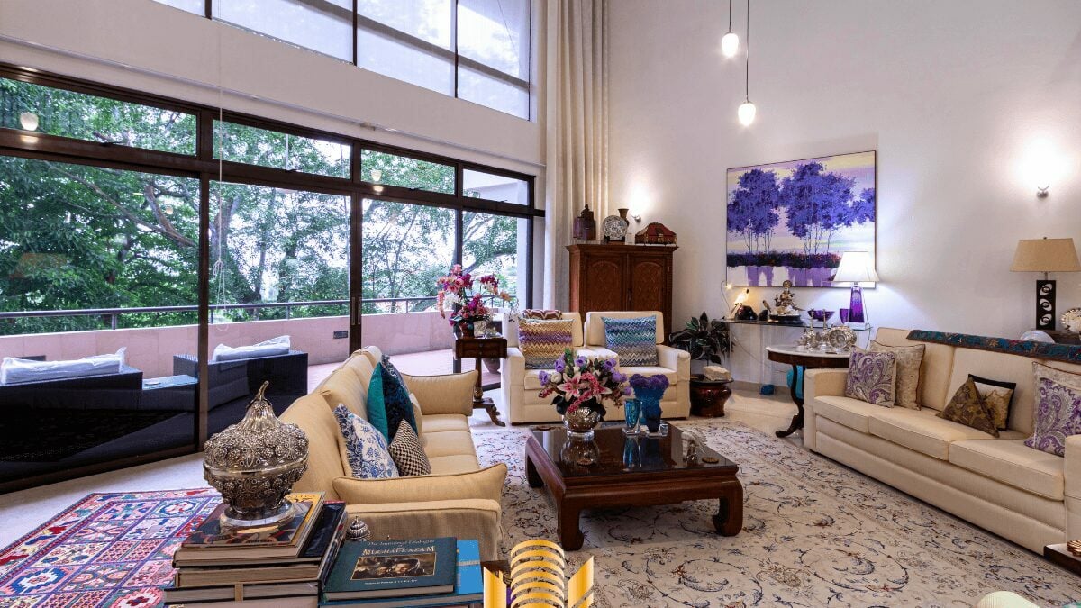 the interiors of the arcadia penthouse that sold for S$10.5 million, breaking psf and quantum records for he whole project despite only 53 years left on its lease