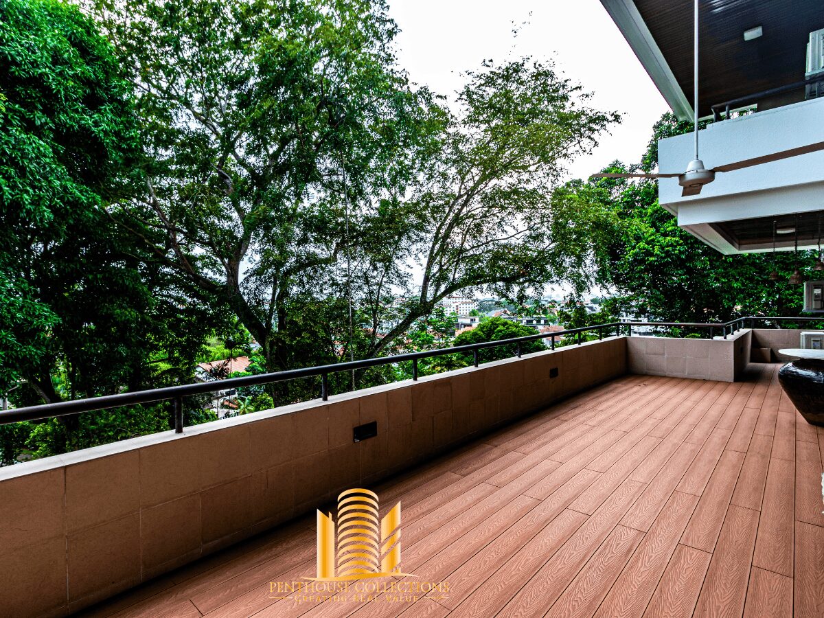 the arcadia sheltered balcony