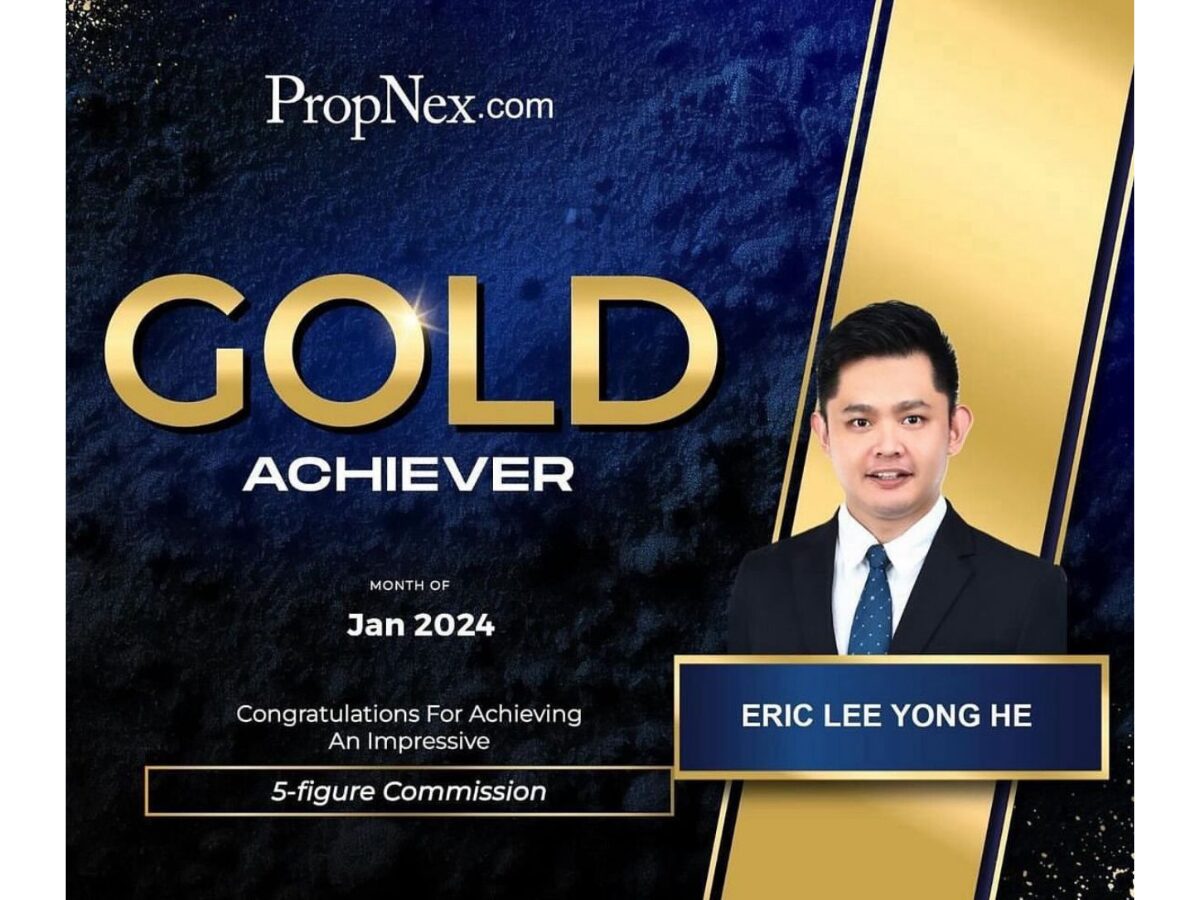 Eric Lee’s PropNex Gold Achiever award